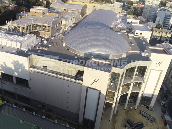 Inverted roof installation NIKOLSKY SHOPPING CENTER