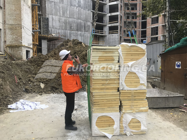 Покрівля житлового комплексу на Липках LINDEN RESIDENCE