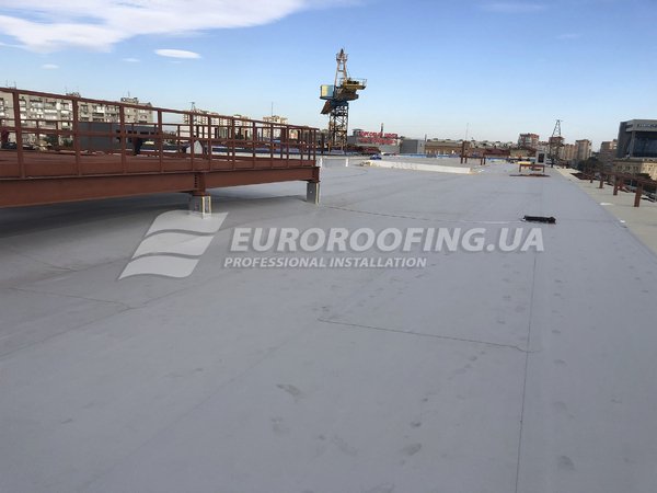 Commercial flat roof of PVC membrane CLASS SHOPPING MALL