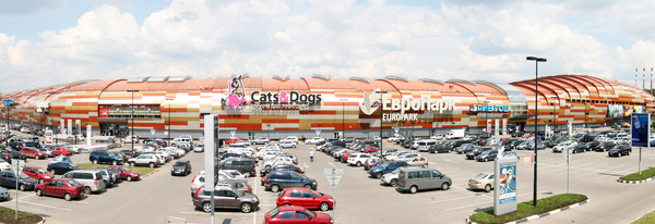 Multifunctional shopping center  Europark