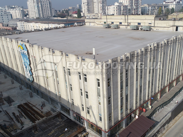 Membrane roof installation Island