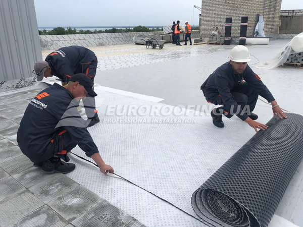 Flat roof installation Confectionery factory "Konti"