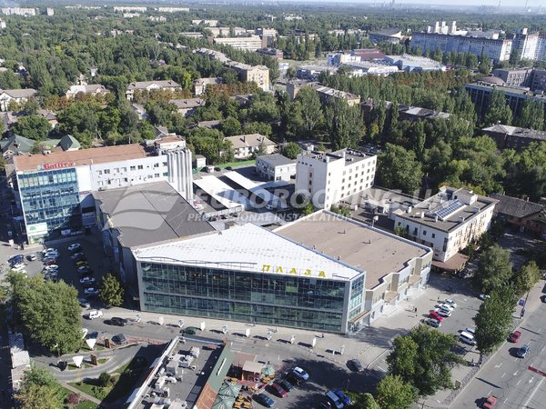 Membrane roof installation Plaza