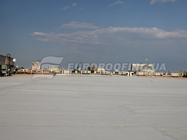 Membrane roof installation Island