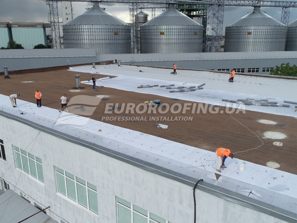 Membrane roof installation ROST LTD