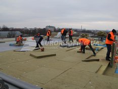 Construction of a combination flat roof  Jaguar Land Rover