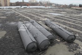 Membrane roof installation Electron