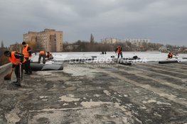 Membrane roof installation Electron