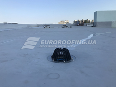 Complex of roofing works Metcom Corporation office building