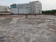 Membrane roof installation Plaza