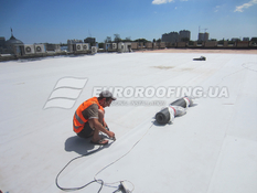 Membrane roof installation Island