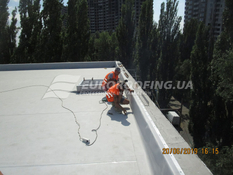 Complex of roofing works Metcom Corporation office building