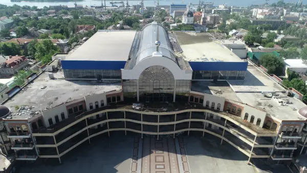 Roofing for a car dealership