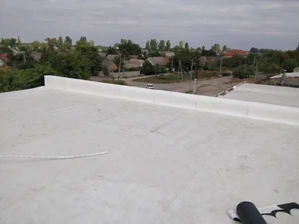 устройство мембранной кровли